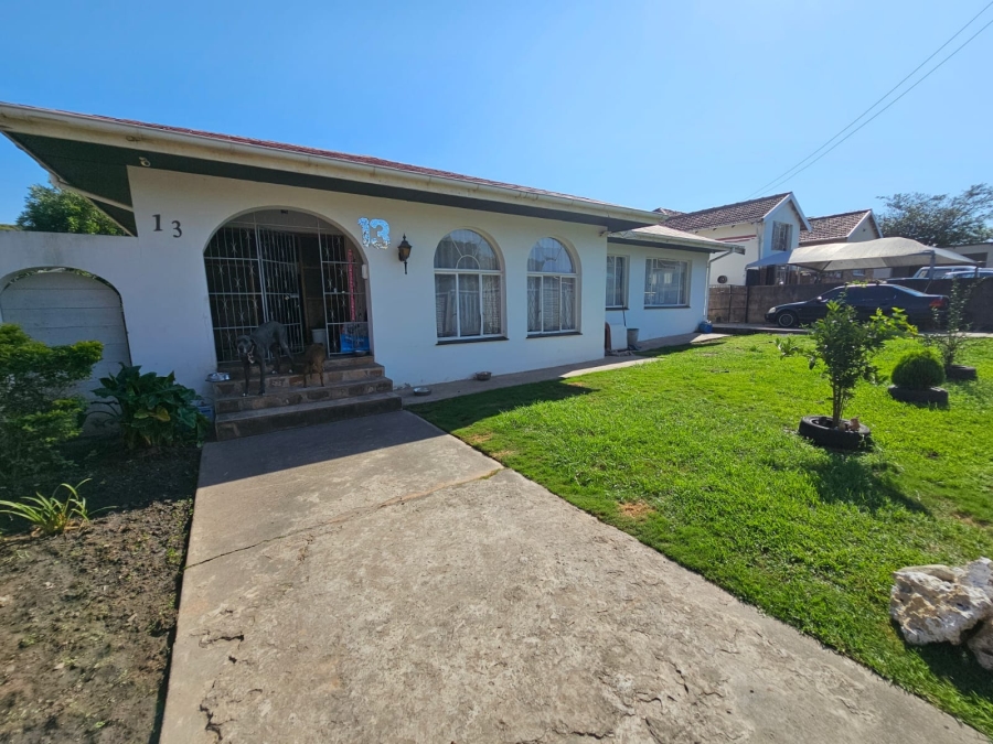 4 Bedroom Property for Sale in Cambridge Eastern Cape